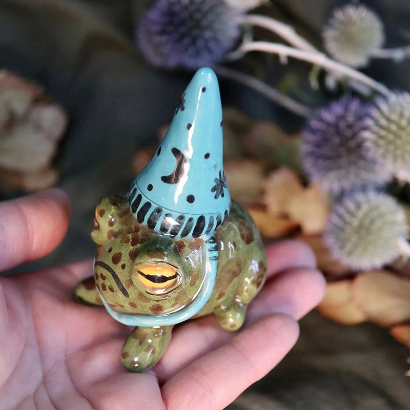 Witch Hat Little Frog Statue R - Bonsai Garden Art recension och pris